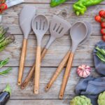 Umite Chef Silicone Kitchen Gadgets Set - 33 Pieces with Holder